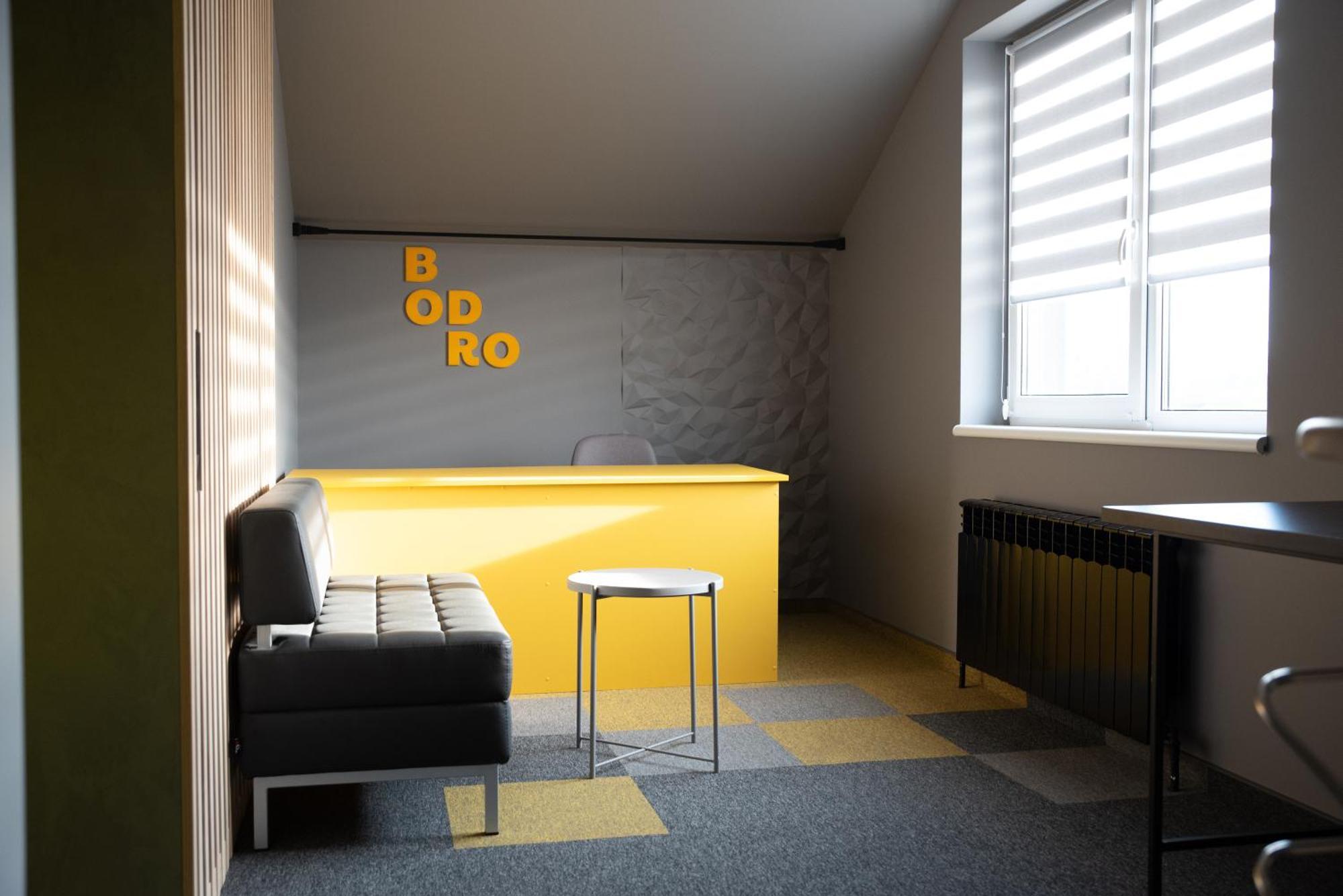 Готельні Кімнати Bodro Clinic Нововолинськ Екстер'єр фото